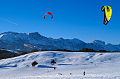 Cliquez ici pour voir l'image (tr4904snowkite.jpg)